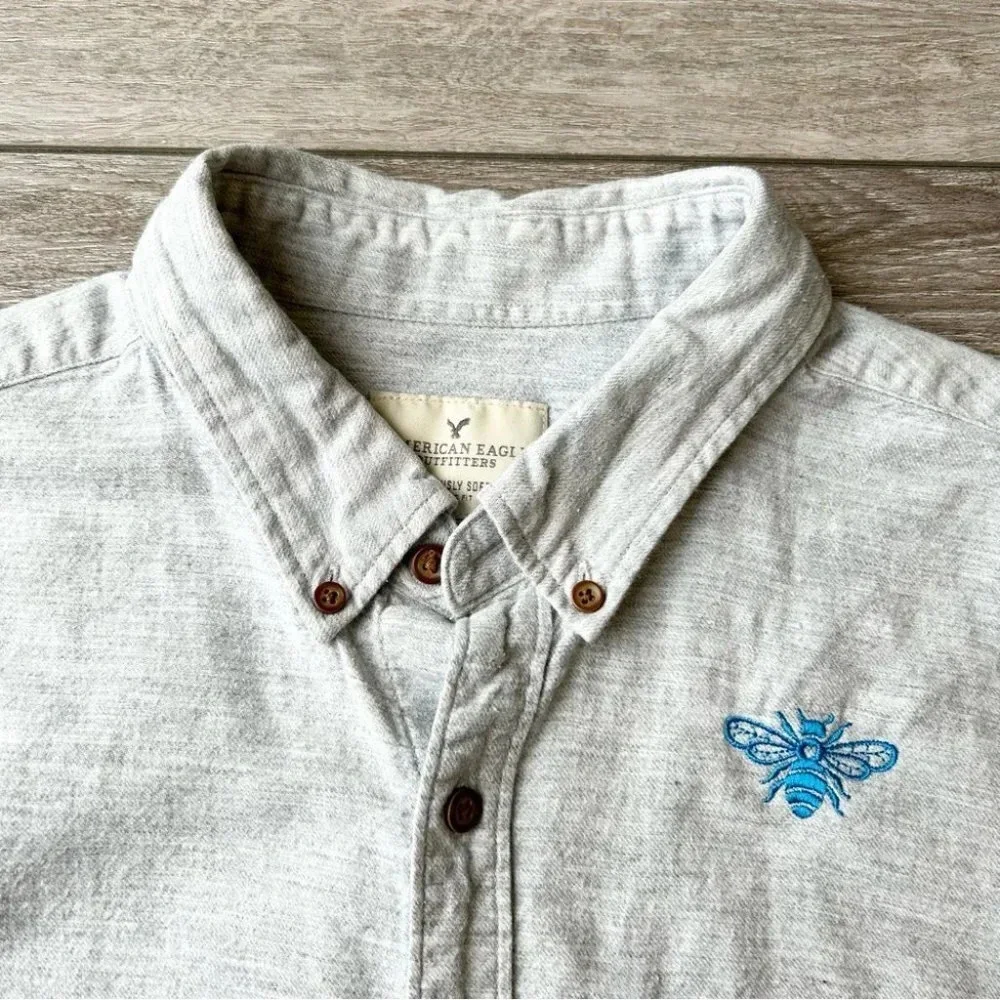 AEO Cotton Button Down Seriously Soft Shirt with Customized Bees Embroidery - Picture 3 of 13